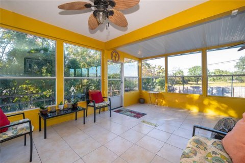 House in Lake Wales, Florida 3 bedrooms, 161.65 sq.m. № 2098604 - photo 13