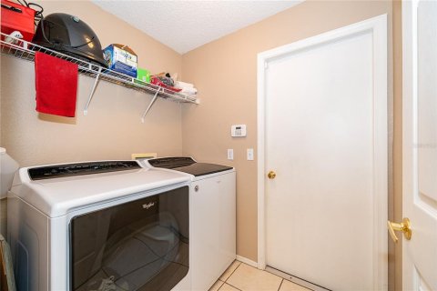 House in Lake Wales, Florida 3 bedrooms, 161.65 sq.m. № 2098604 - photo 12
