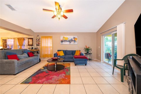 House in Lake Wales, Florida 3 bedrooms, 161.65 sq.m. № 2098604 - photo 5