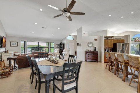 House in Hobe Sound, Florida 4 bedrooms, 231.51 sq.m. № 2188341 - photo 19