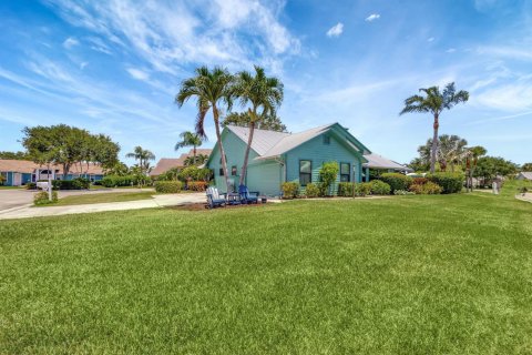House in Hobe Sound, Florida 4 bedrooms, 231.51 sq.m. № 2188341 - photo 14