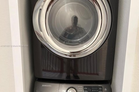 Adosado en venta en Miramar, Florida, 4 dormitorios, 137.59 m2 № 1921169 - foto 13