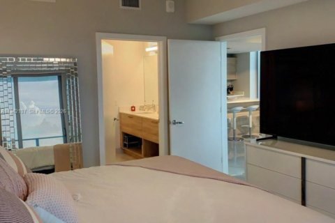 Снять в аренду кондоминиум в Норт-Майами-Бич, Флорида 3 спальни, 144.56м2, № 2002471 - фото 15