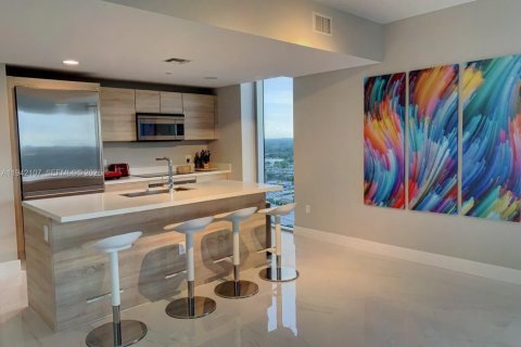 Снять в аренду кондоминиум в Норт-Майами-Бич, Флорида 3 спальни, 144.56м2, № 2002471 - фото 8