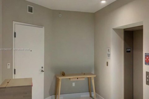 Снять в аренду кондоминиум в Норт-Майами-Бич, Флорида 3 спальни, 144.56м2, № 2002471 - фото 4