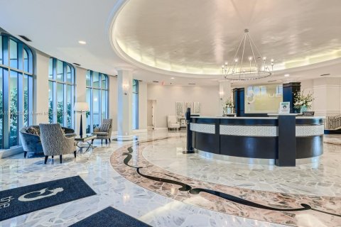 Condo in Hollywood, Florida, 2 bedrooms  № 1836328 - photo 22