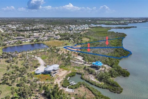 Terreno en venta en Englewood, Florida № 2148447 - foto 5