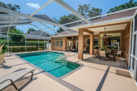 House in Valrico, Florida 4 bedrooms, 267.19 sq.m. № 1755160 - photo 19