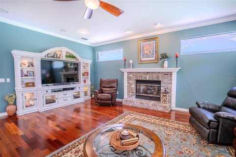 House in Valrico, Florida 4 bedrooms, 267.19 sq.m. № 1755160 - photo 8