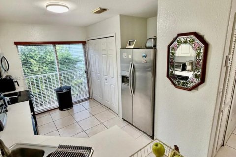 Купить кондоминиум в Дорал, Флорида 3 спальни, 119.84м2, № 2079838 - фото 15