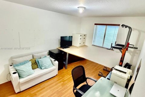 Купить кондоминиум в Дорал, Флорида 3 спальни, 119.84м2, № 2079838 - фото 28