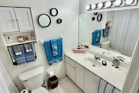 Купить кондоминиум в Дорал, Флорида 3 спальни, 119.84м2, № 2079838 - фото 24