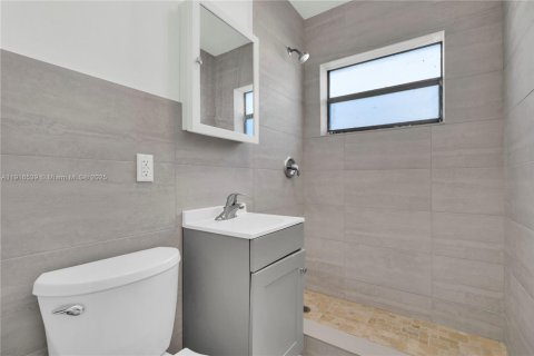 Apartment in North Miami, Florida 1 bedroom, 32.05 sq.m. № 1970930 - photo 10