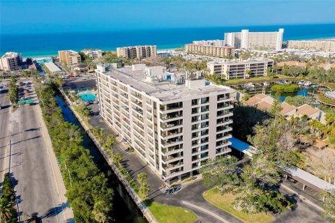 Купить кондоминиум в Сарасота, Флорида 7 комнат, 119.84м2, № 1548229 - фото 2