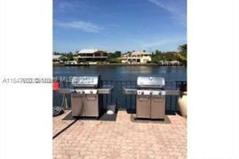 Copropriété à louer à Hallandale Beach, Floride: 2 chambres, 94.76 m2 № 1959241 - photo 26