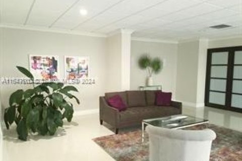 Copropriété à louer à Hallandale Beach, Floride: 2 chambres, 94.76 m2 № 1959241 - photo 3