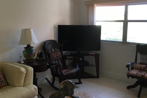 Apartment in Delray Beach, Florida 2 bedrooms, 81.75 sq.m. № 2181325 - photo 14