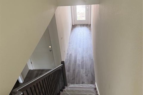 Townhouse in Tampa, Florida 3 bedrooms, 139.73 sq.m. № 1733718 - photo 26