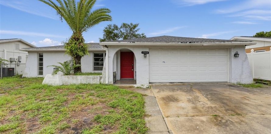 Villa ou maison à Port Richey, Floride 3 chambres, 143.53 m2 № 2410491