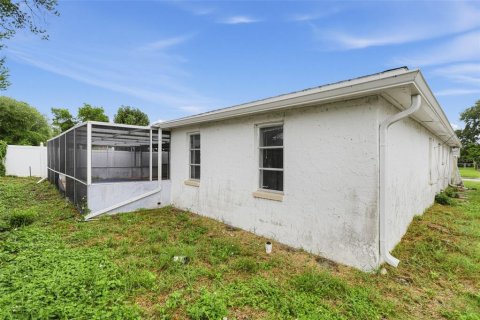 Villa ou maison à vendre à Port Richey, Floride: 3 chambres, 143.53 m2 № 2410491 - photo 22