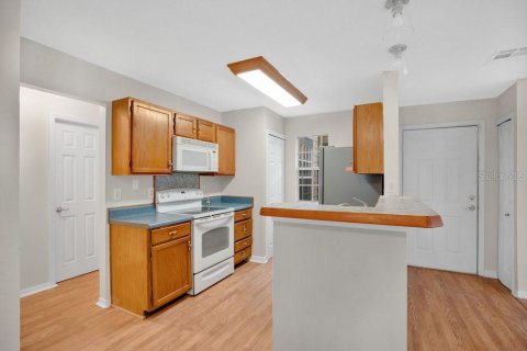 Condominio en venta en Lake Mary, Florida, 2 dormitorios, 92.16 m2 № 1909050 - foto 13