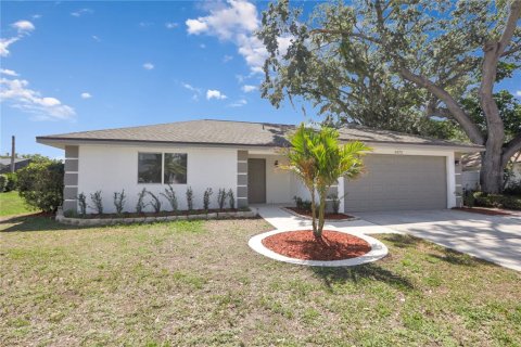 Casa en venta en Sarasota, Florida, 3 dormitorios, 138.7 m2 № 1907927 - foto 1