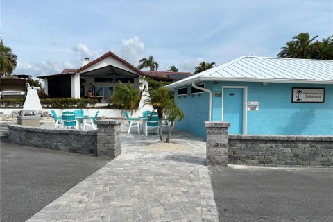 Copropriété à vendre à New Port Richey, Floride: 2 chambres, 101.08 m2 № 1754434 - photo 9