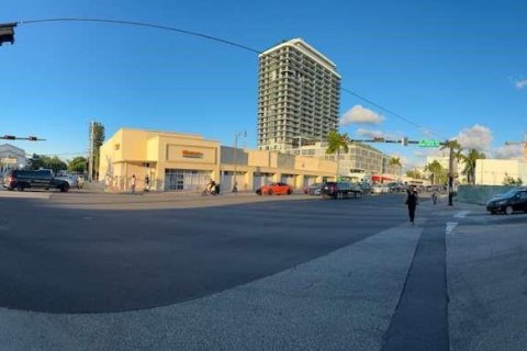 Propiedad comercial en venta en Miami Beach, Florida № 1955863 - foto 11
