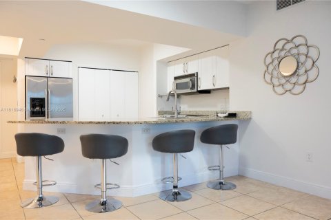 Appartement à louer à Aventura, Floride: 2 chambres, 116.78 m2 № 1961498 - photo 9