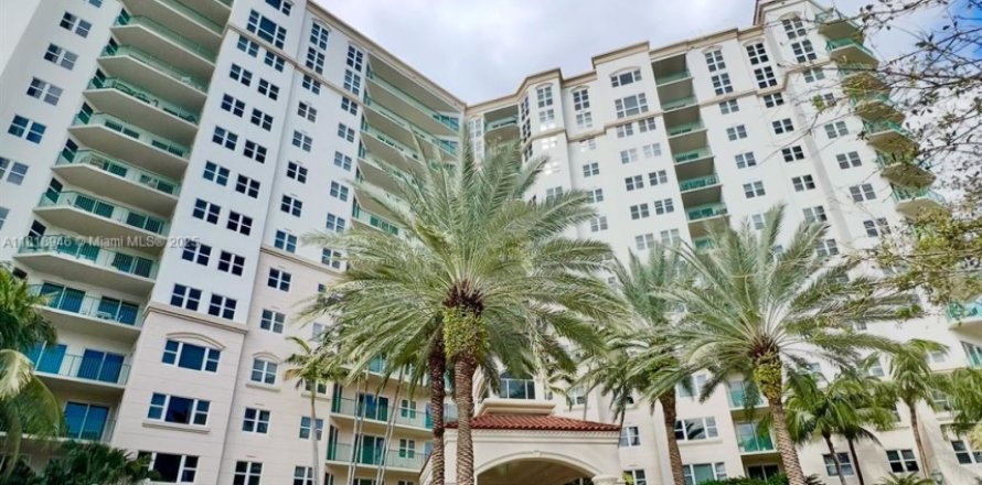 Appartement à Aventura, Floride 2 chambres, 116.78 m2 № 1961498