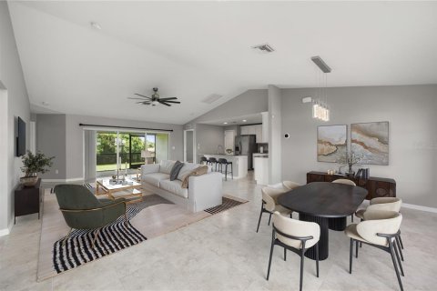 Villa ou maison à vendre à Cape Coral, Floride: 4 chambres, 170.01 m2 № 2329790 - photo 8