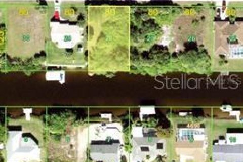 Terreno en Port Charlotte, Florida № 2208543