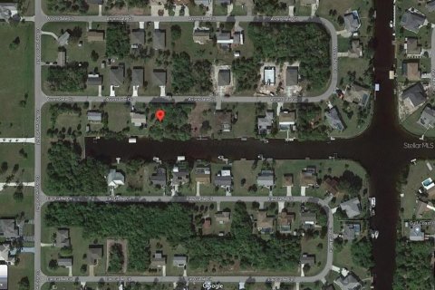 Land in Port Charlotte, Florida № 2208543 - photo 3