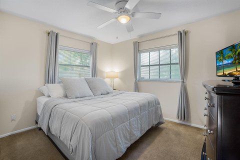 Casa en venta en Vero Beach, Florida, 3 dormitorios, 159.79 m2 № 2385408 - foto 17