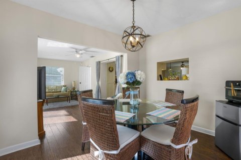 Casa en venta en Vero Beach, Florida, 3 dormitorios, 159.79 m2 № 2385408 - foto 10