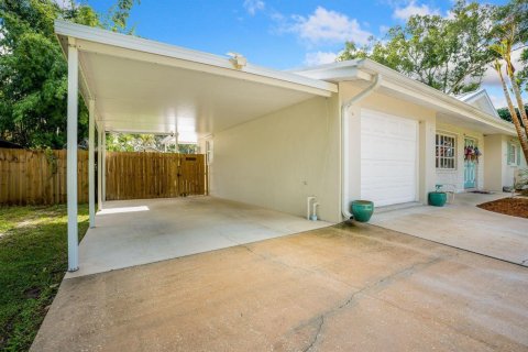 Casa en venta en Vero Beach, Florida, 3 dormitorios, 159.79 m2 № 2385408 - foto 28