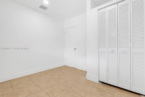 Casa en alquiler en Miramar, Florida, 3 dormitorios, 158.68 m2 № 2077930 - foto 18