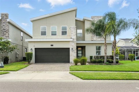 Casa en venta en Davenport, Florida, 6 dormitorios, 310.2 m2 № 1789800 - foto 1