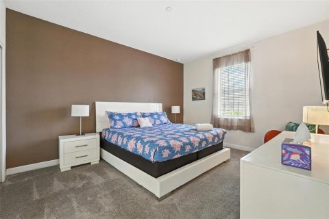 Casa en venta en Davenport, Florida, 6 dormitorios, 310.2 m2 № 1789800 - foto 27