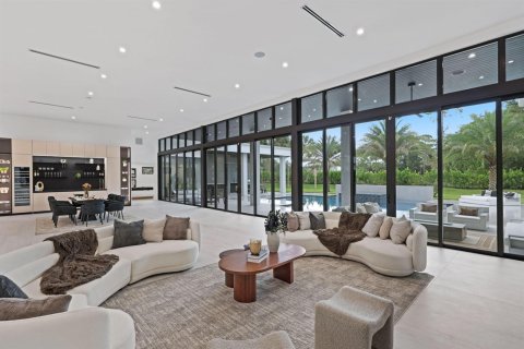 Купить виллу или дом в Паркленд, Флорида 2 комнаты, 650.69м2, № 2282042 - фото 11