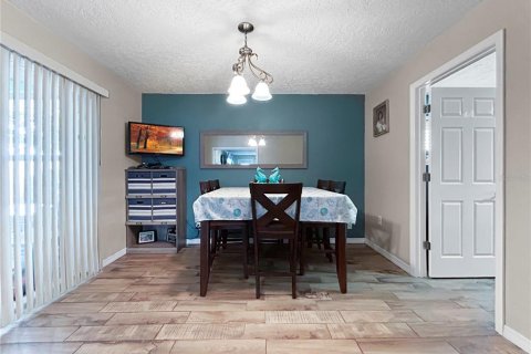 Casa en venta en Bradenton, Florida, 3 dormitorios, 121.89 m2 № 1877363 - foto 9
