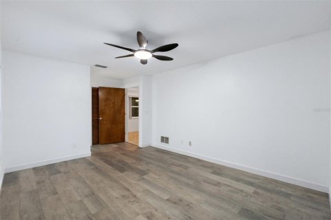 House in Daytona Beach, Florida 3 bedrooms, 147.53 sq.m. № 2429424 - photo 30