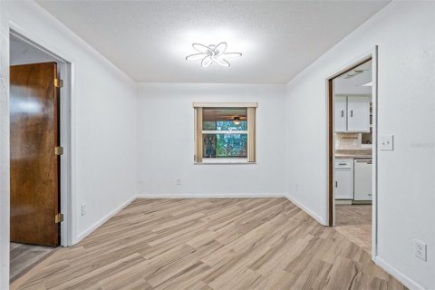 House in Daytona Beach, Florida 3 bedrooms, 147.53 sq.m. № 2429424 - photo 13
