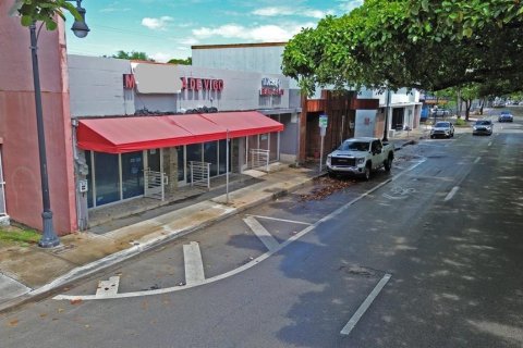 Commercial property in Miami, Florida № 2146860 - photo 3