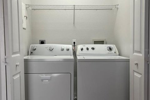 Condominio en alquiler en Orlando, Florida, 3 dormitorios, 173.91 m2 № 2111830 - foto 23
