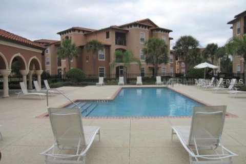Condo in Orlando, Florida, 2 bedrooms  № 1851227 - photo 2