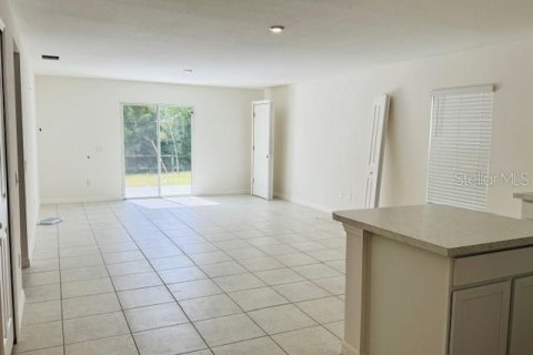 House in Port Charlotte, Florida 3 bedrooms, 143.63 sq.m. № 1313967 - photo 4