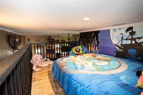 House in Winter Haven, Florida 8 bedrooms, 725.57 sq.m. № 1548678 - photo 25
