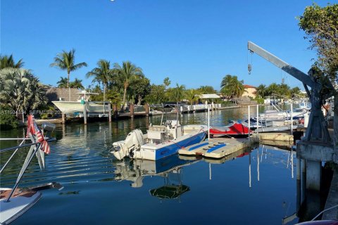 Condo in North Miami, Florida, 1 bedroom  № 2035559