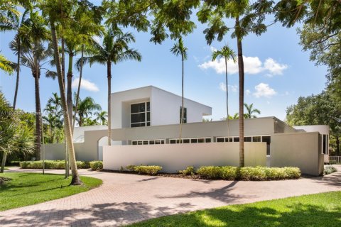 Casa en venta en Pinecrest, Florida, 6 dormitorios, 520.53 m2 № 1683610 - foto 1